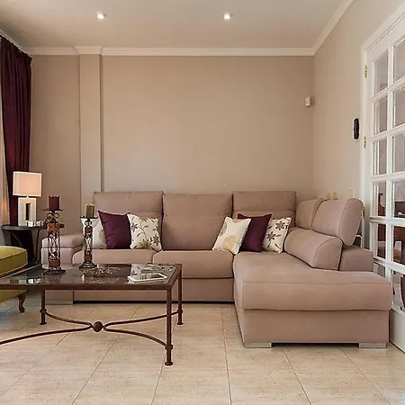 Maspalomas Sleeps 6 Pool Wifi Casa vacanze *