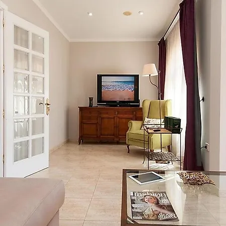 Maspalomas Sleeps 6 Pool Wifi *